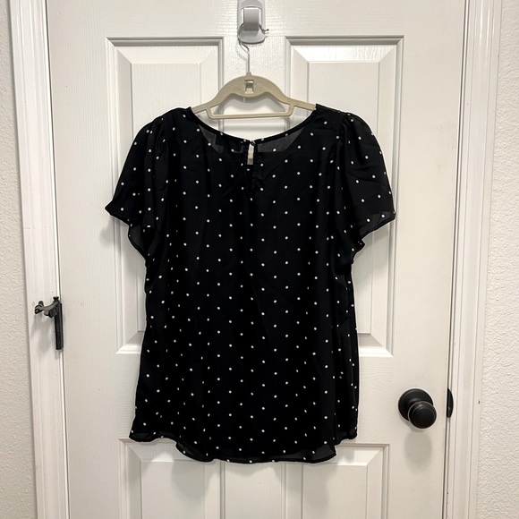 👚 Sharaden Flutter Sleeve Blouse - Cece Sportswear - Stitch Fix - Picture 7 of 7